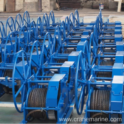 Factory Price Standard Hand Manual Mooring Winch